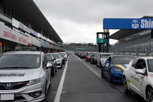 2019_0830_8cup_suzuka_pitlane.jpg